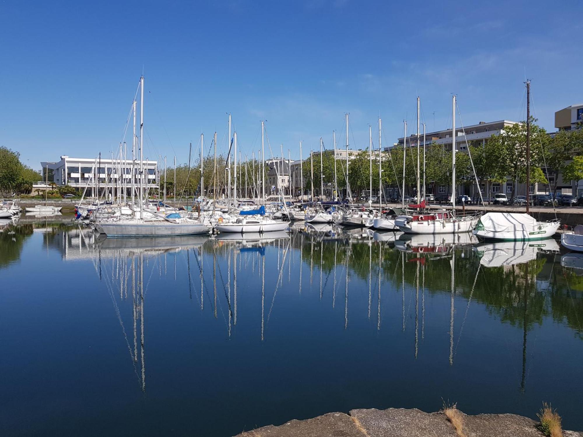 Grand Studio Avec Parking A 10 Minutes Des Plages Lorient Buitenkant foto